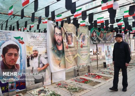 قالیباف یاد و خاطره ۳ هزار شهید سمنان را گرامی داشت