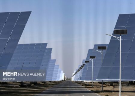 مزرعه انرژی خورشیدی به مساحت ۴۰ هزار مترمربع در قم احداث می شود
