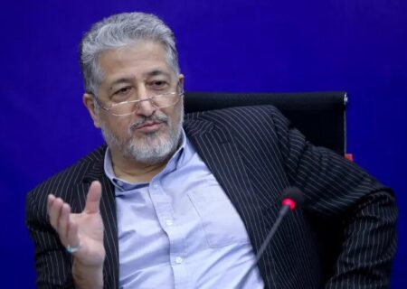 دعوت جامعه دانشگاهی به همدلی؛ الگوبرداری از روحیه دفاع مقدس برای تعالی