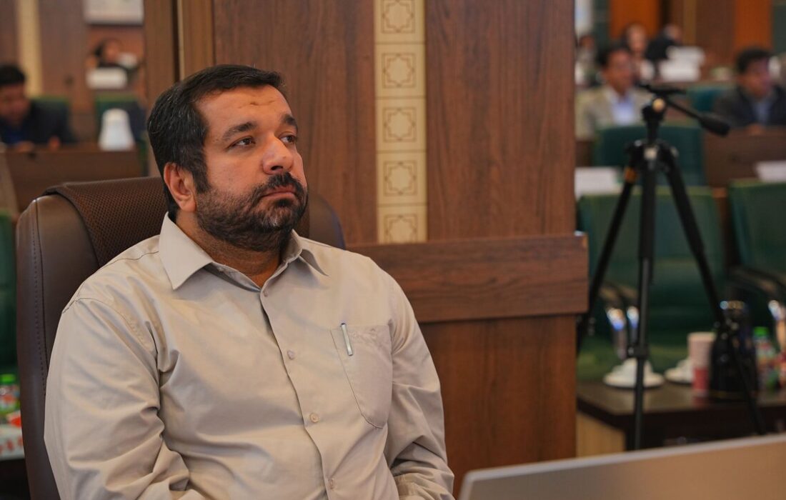 کمالی: فضاسازی مناسبتی شیراز، خنثی و فاقد روحیه ملی-مذهبی است