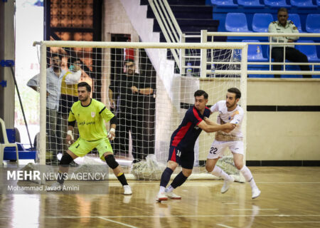 شادی گل: برد قاطع نماینده شازند در هفته دهم لیگ برتر فوتسال