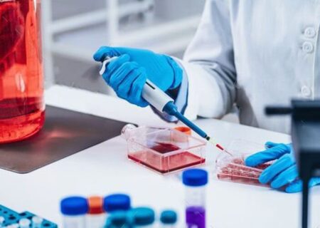 وقتی تکنسین ها به جای پزشک متخصص عمل جراحی می کنند