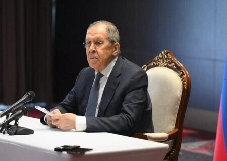 لاوروف: صلح‌بانان در اوکراین «اشغالگر» و هدف مشروع ارتش روسیه هستند