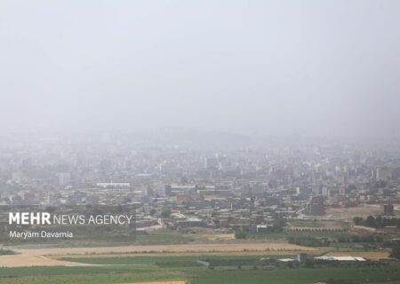 شاخص کیفیت هوای یزد در وضعیت خطرناک قرار گرفت