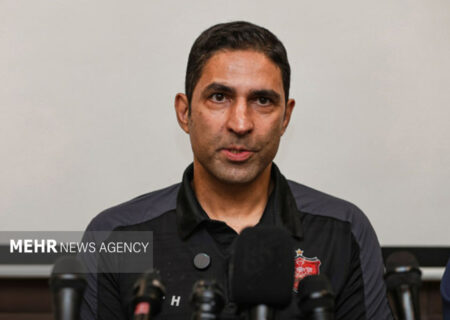 وحید هاشمیان: با دفاع بسته حریف روبرو شدیم/ به آینده پرسپولیس خوشبینم