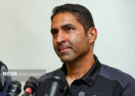 وحید هاشمیان: مجبور بودیم از باتجربه‌ها در پست غیرتخصصی استفاده کنیم