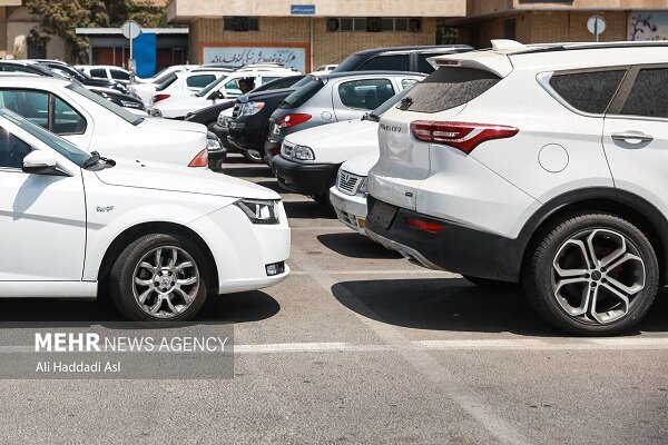 داستان تکراری تاخیر در تحویل خودرو؛ مشتریان قربانی مشکلات می‌‎شوند