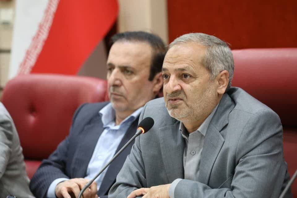 سعادت و موفقیت صرفا در درس خواندن خلاصه نمی‌شود