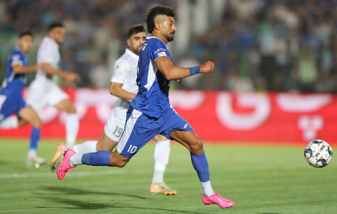 عذرخواهی بازیکن ملی‌پوش استقلال پس از رفتار ناشایست + عکس