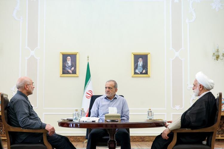 تصمیم مهم سران سه قوه برای دارو