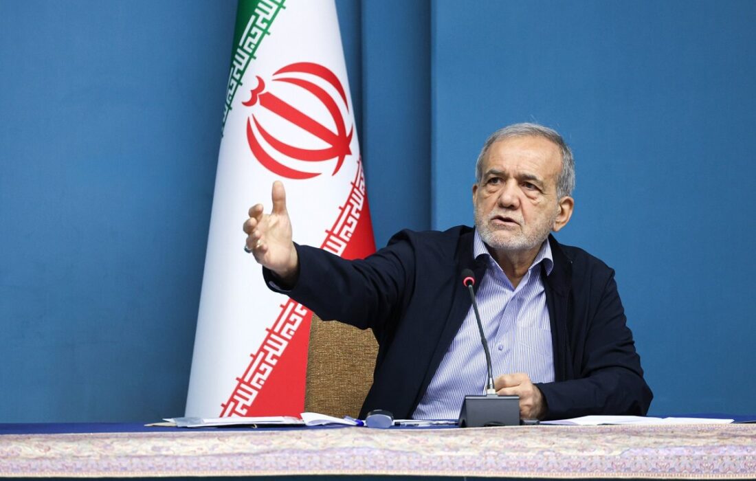 پزشکیان: بنگاه‌های تولیدی وارد فرآیند ساخت مسکن کارگری شوند