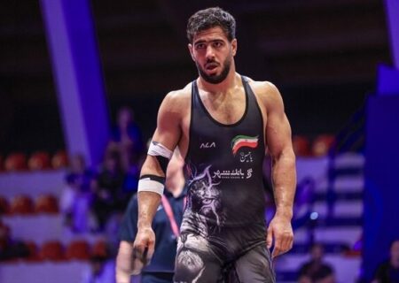 امیرحسین فیروزپور راهی یک چهارم نهایی شد