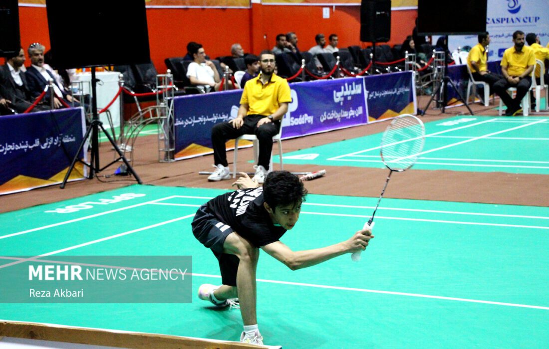 رقابت آینده سازان بدمینتون کشور در مشهد