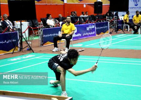 رقابت آینده سازان بدمینتون کشور در مشهد