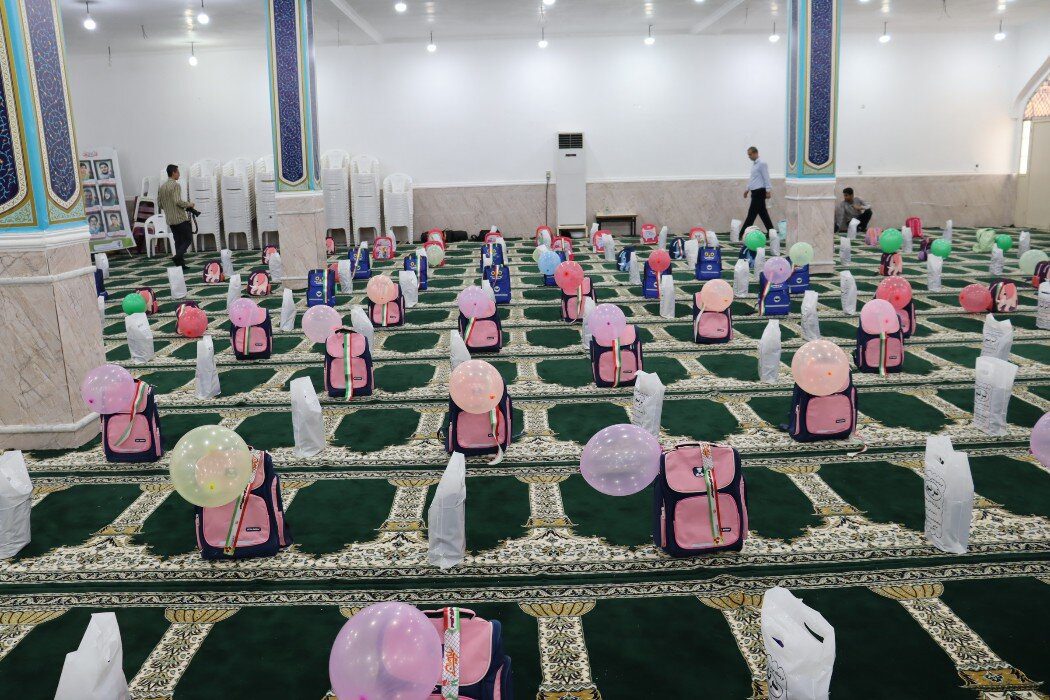 ۱۳۶۰۰ بسته آموزشی بنیاد علوی در آذربایجانغربی توزیع میشود