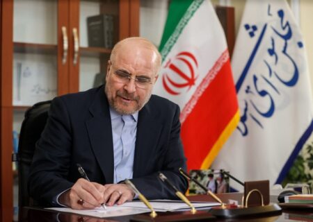 قالیباف درگذشت همسر شهید آبشناسان را تسلیت گفت