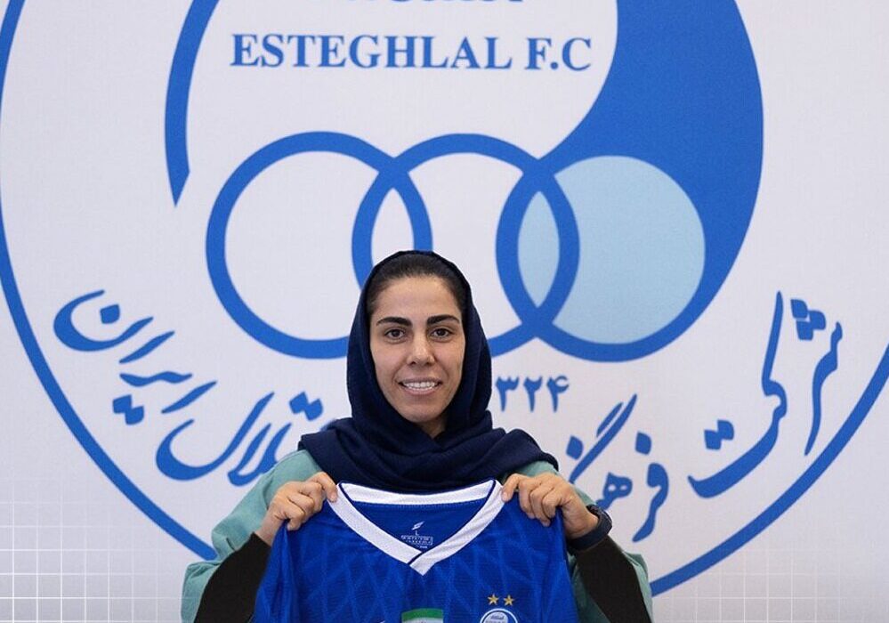 دروازهبان تیم ملی به استقلال پیوست