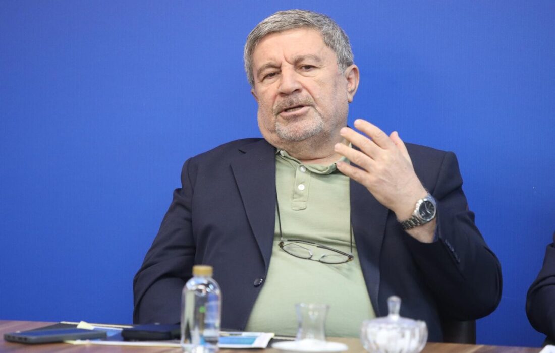 حضرتی: مردمی‌سازی رمز عبور از مشکلات است