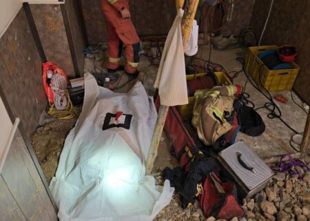 سقوط مرگبار کارگر جوان در یک چاه ۱۵ متری در خیابان پیروزی