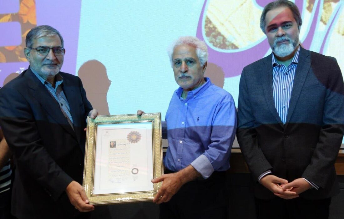 اهدای نشان هنری به مجتبی راعی و نامگذاری ۲ سالن در سازمان سینمایی