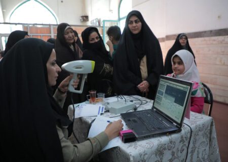 ۸۷۰ نفر از خدمات درمانی و دارویی رایگان در قم بهره‌مند شدند