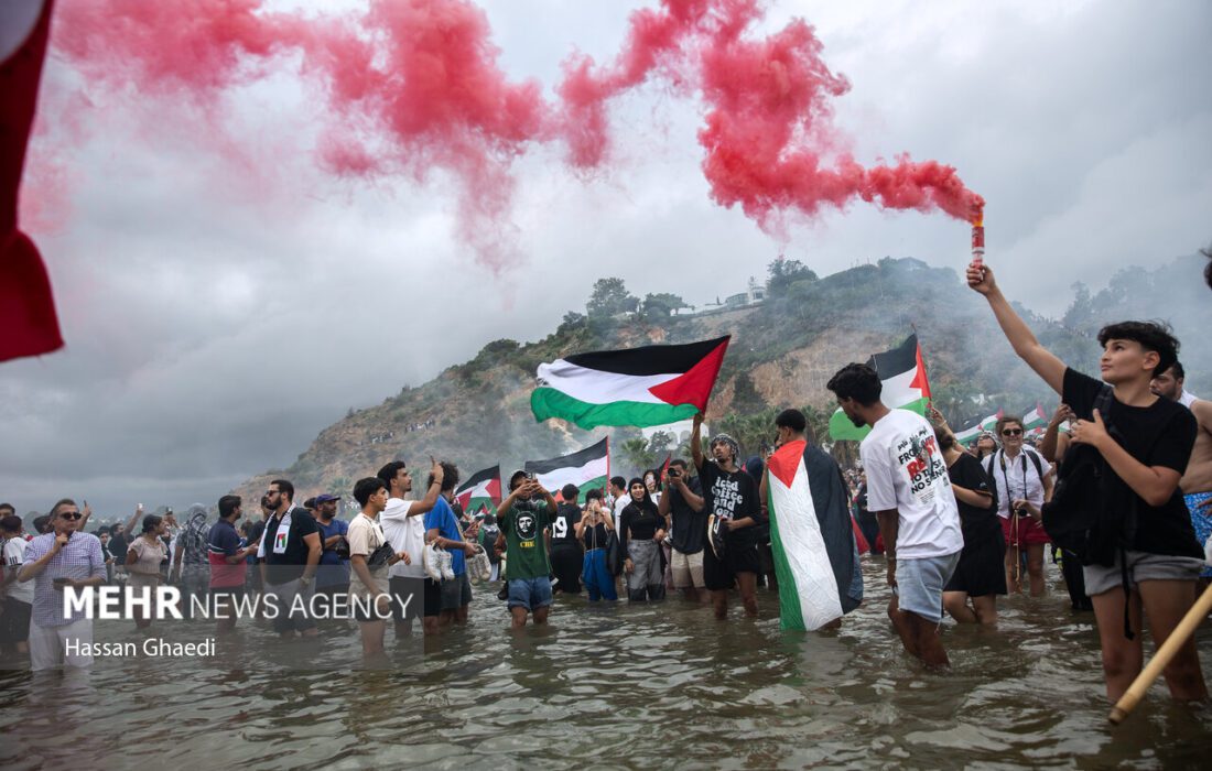 کاروان جهانی «صمود»