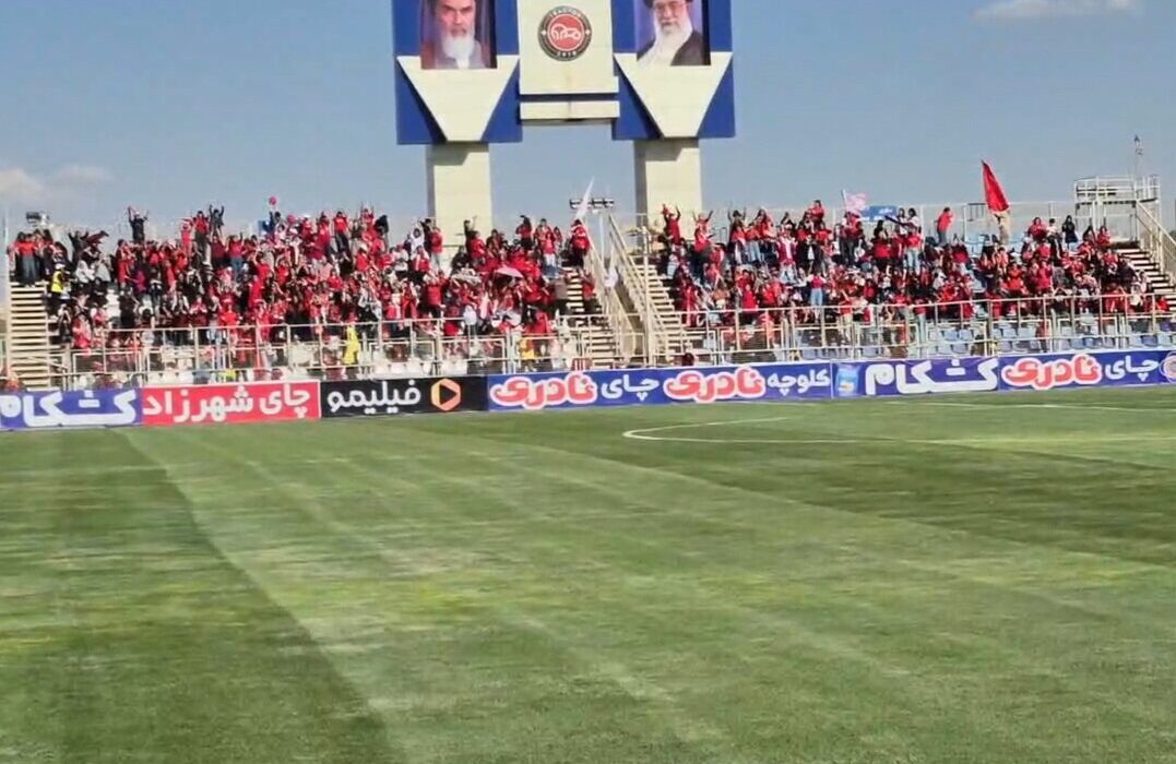 حضور بانوان در ورزشگاه سردار سلیمانی بنیان دیزل تبریز