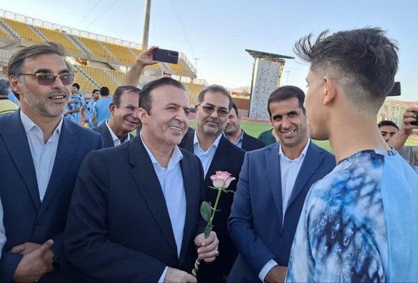 بازدید استاندار قزوین از تمرین شمس آذر