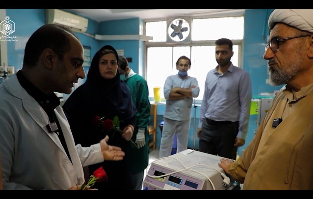 اهدای تجهیزات درمانی از محل موقوفه به بیمارستان امام(ره) ساری