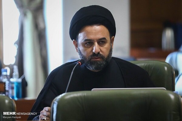 آقامیری: آموزش بدون اصول اخلاقی، تهدیدی برای جامعه است