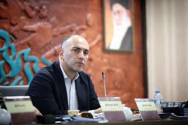 تاکید معاون وزیر ورزش بر حمایت از شنا بانوان