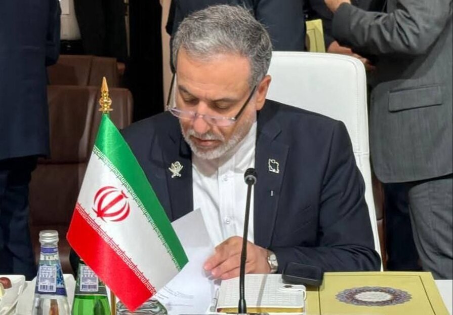 عراقچی: ایران در کنار برادران و خواهران مسلمان ایستاده است