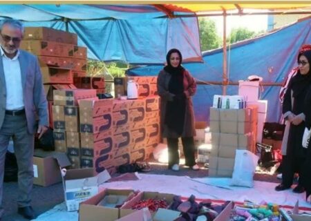 توزیع ۱۶ هزار و ۳۲۰ بسته تحصیلی در بین دانش آموزان نیازمند