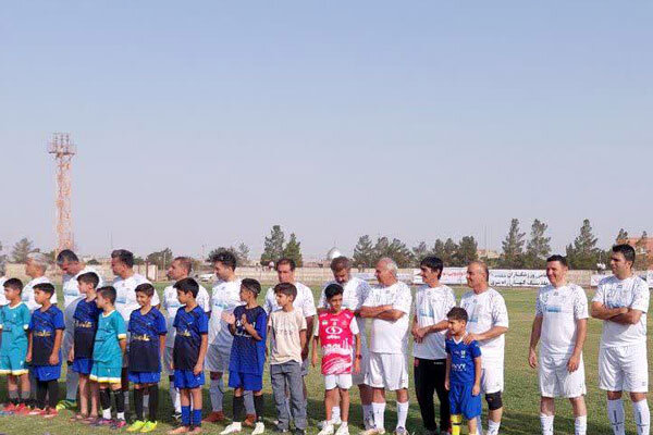 پیروزی پیشکسوتان گناباد و بجستان بر ستارههای استقلال و پرسپولیس