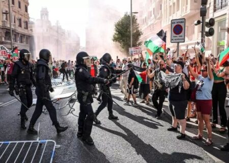 توقف مسابقات دوچرخه‌سواری در اسپانیادر اعتراض به حضور صهیونیست‌ها+فیلم