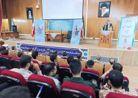 فرماندهان بسیج دانش‌آموزی سفیران انقلاب اسلامی در مدارس هستند