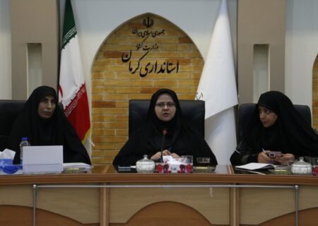 بانوان کرمانی در هفته دفاع مقدس نقش آفرینی می کنند