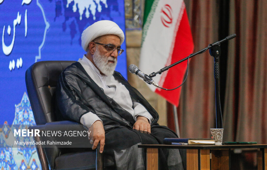 «حوزه علمیه» ستون فقرات اسلام و ثمره انقلاب اسلامی