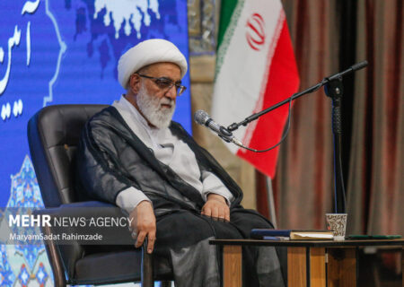 «حوزه علمیه» ستون فقرات اسلام و ثمره انقلاب اسلامی