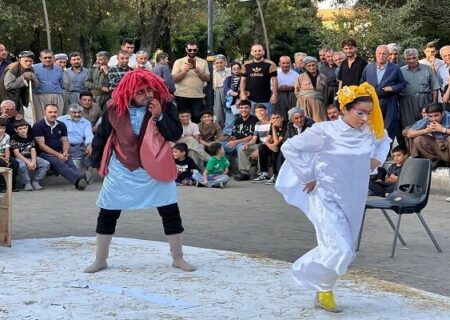 جشنواره نمایشی زاب پیرانشهر با اجرای پنج گروه آغاز شد