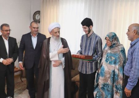 نقش نخبگان جوان در آینده کشور کلیدی و مهم است