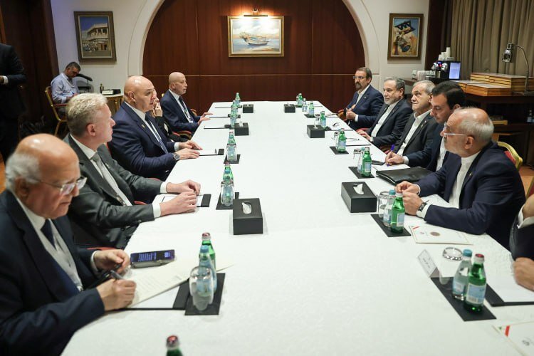 دیدار روسای جمهور ایران و لبنان در دوحه