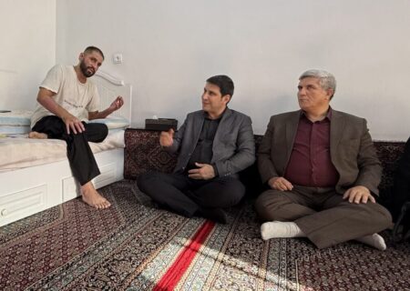 استاندار کردستان از مصدومان حادثه آتش‌سوزی آبیدر عیادت کرد