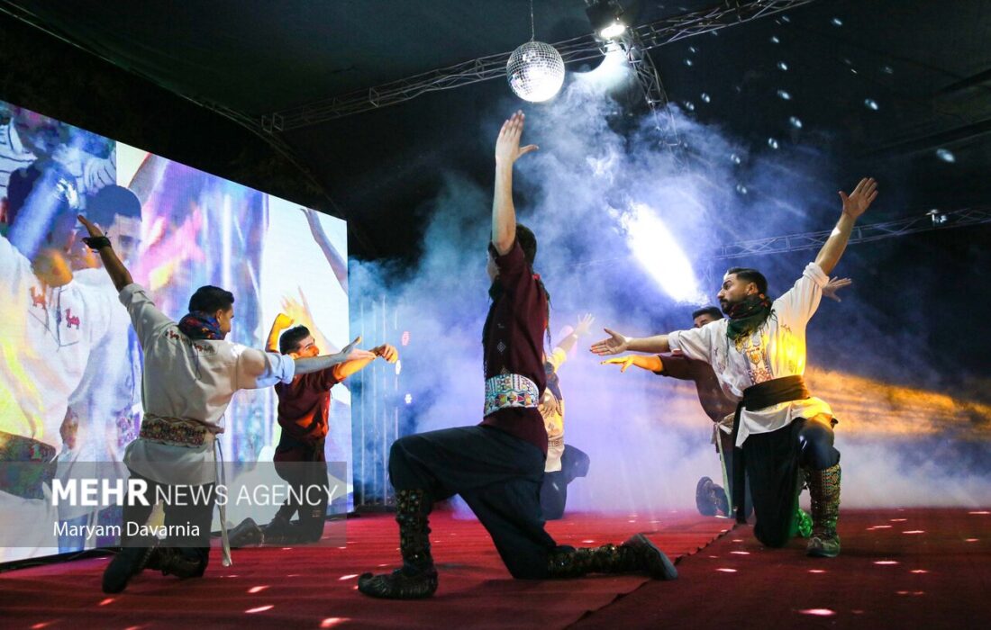 جشنواره اقوام ایرانی و نمایشگاه صنایع دستی در بجنورد