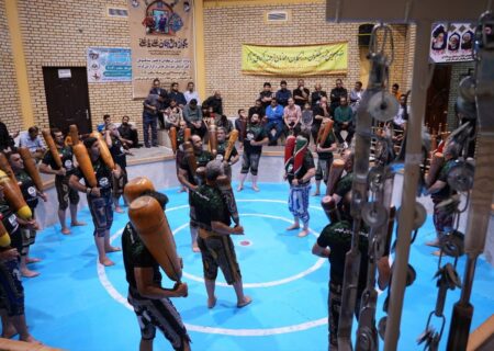 آیین ورزش زورخانه‌ای به یاد پنج شهید فومنی جنگ ۱۲ روزه برگزار شد