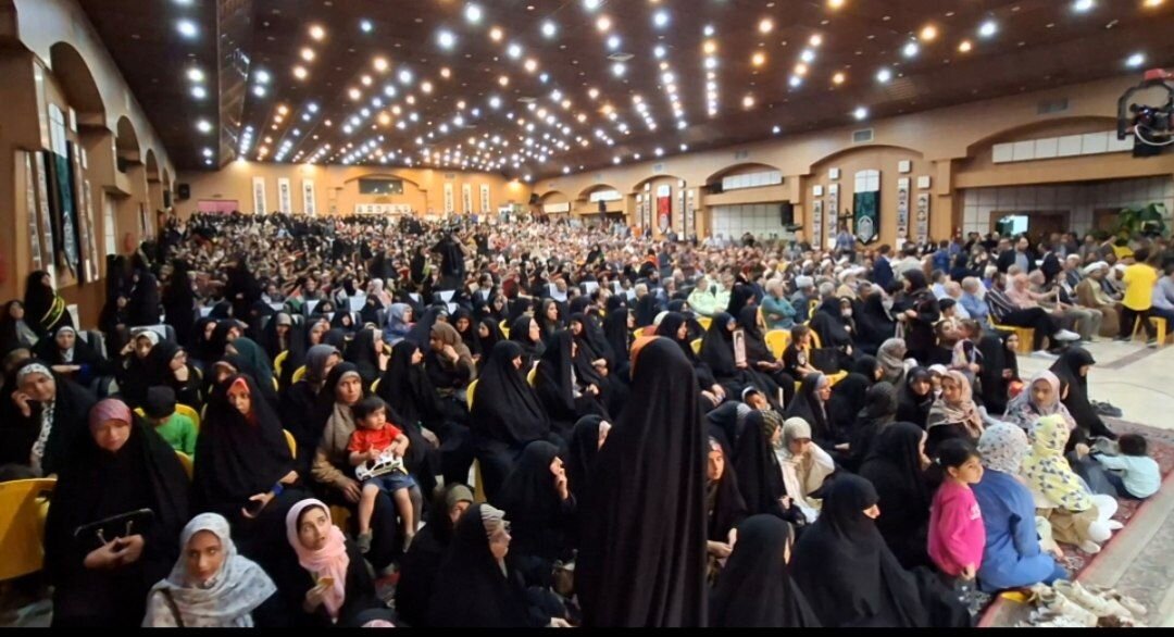 تجلیل از خانوادههای معظم شهدای مداح استان سمنان