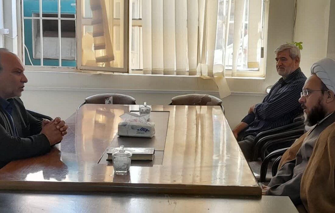 مدیران باید حلال مشکلات مردم باشند