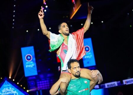 رحمان عموزاد: یک سال منتظر چنین روزی بودم/ هنوز کارم تمام نشده است