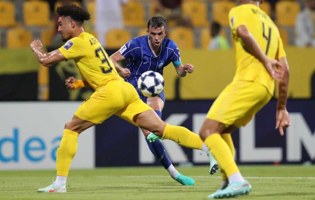 استقلال بعد از شوک تلخ بدنبال برد؛ سپاهان با لشگری غایب مقابل تراکتور