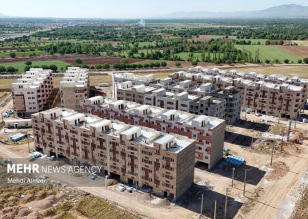 تلاش برای تعیین سرنوشت سریع‌تر پروژه‌های مسکن ویژه جوانان و خانواده در میبد